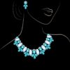 وکتور زن گردنبند الماس جواهر آبی – وکتور زن جوان با گردنبند وکتور خطی زن جوان